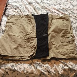 Wrangler cargo shorts 3 pairs black and khaki